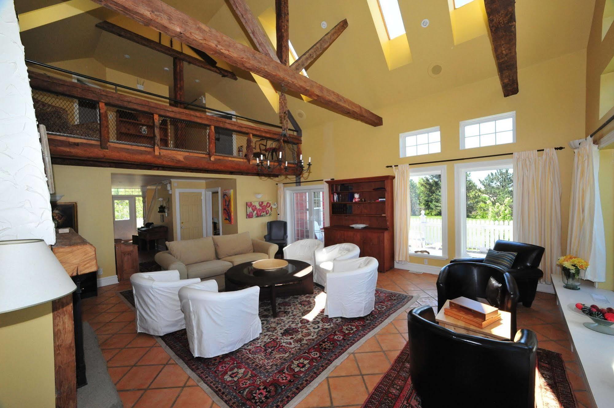 Little Shemogue Inn Bagian luar foto
